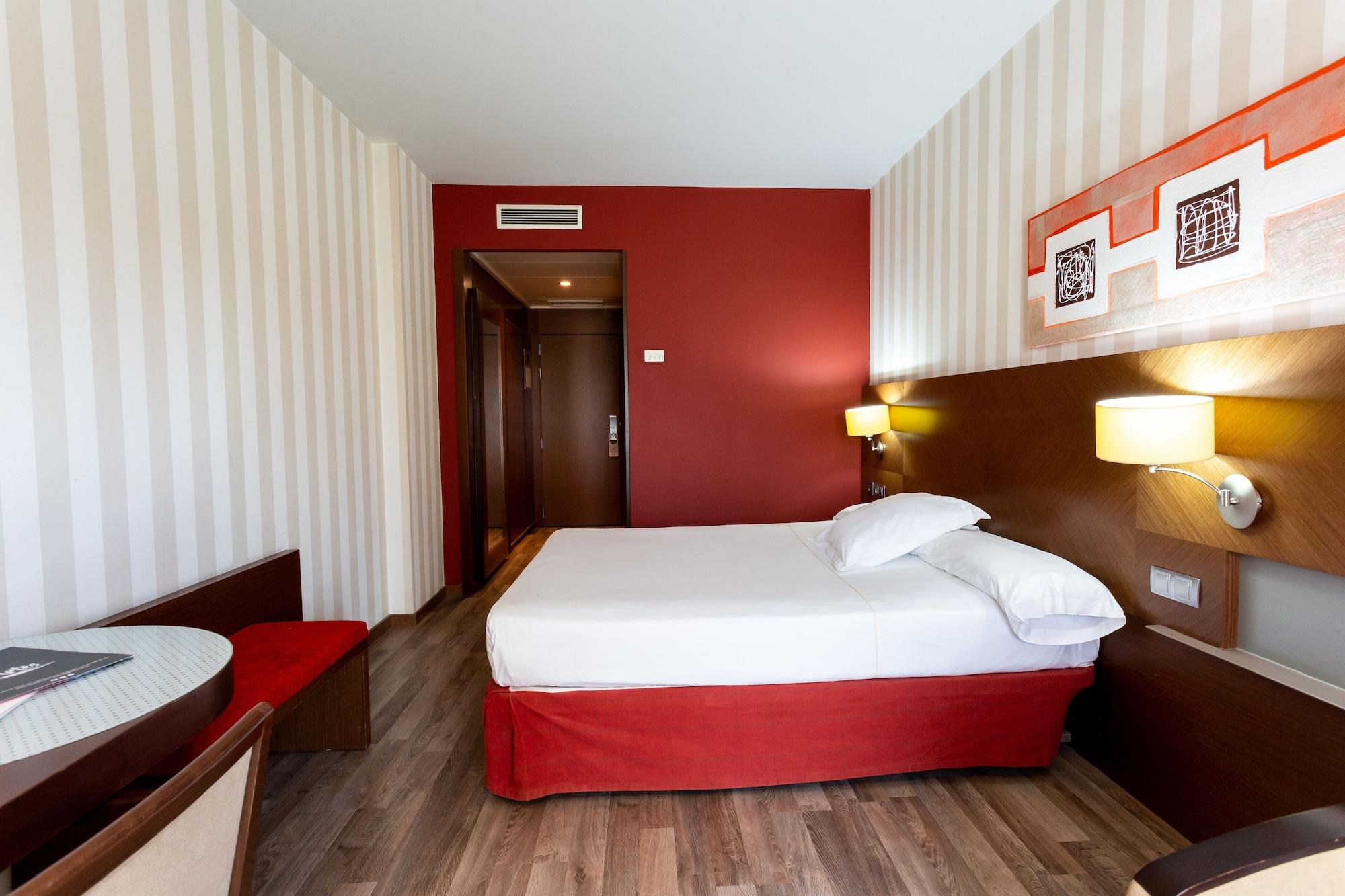 Hotel Las Artes Pinto Buitenkant foto