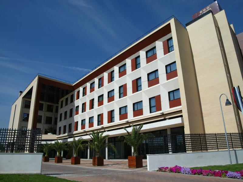 Hotel Las Artes Pinto Buitenkant foto